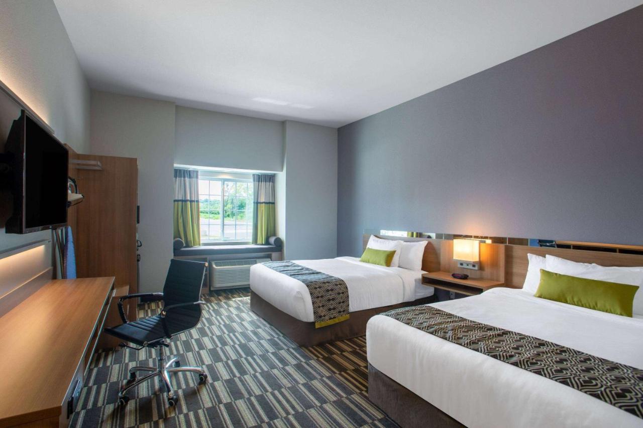 Microtel Inn & Suites By Wyndham Liberty Ne Kansas City Area Exterior foto